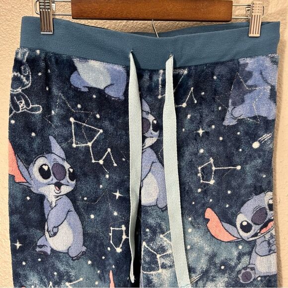 Disney Women’s Pajamas Lilo & Stitch Fleeced Jogggers Size Small - Picture 3 of 15